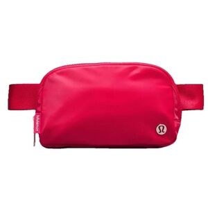 Authentic LULULEMON Everywhere Belt Bag 1L In Cherry Mist Pink & Silver NEW…